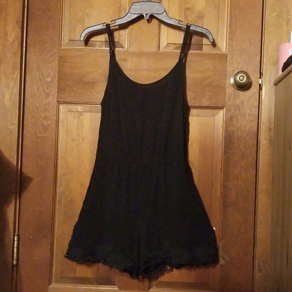 Romper - Picture 1 of 2